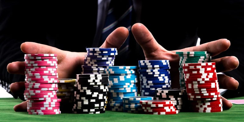 Poker lại được người chơi yêu thích nhờ vào sự kịch tính